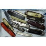 QUANTITY OF PENKNIVES