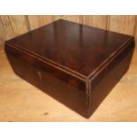 MAHOGANY BANDED TABLE BOX