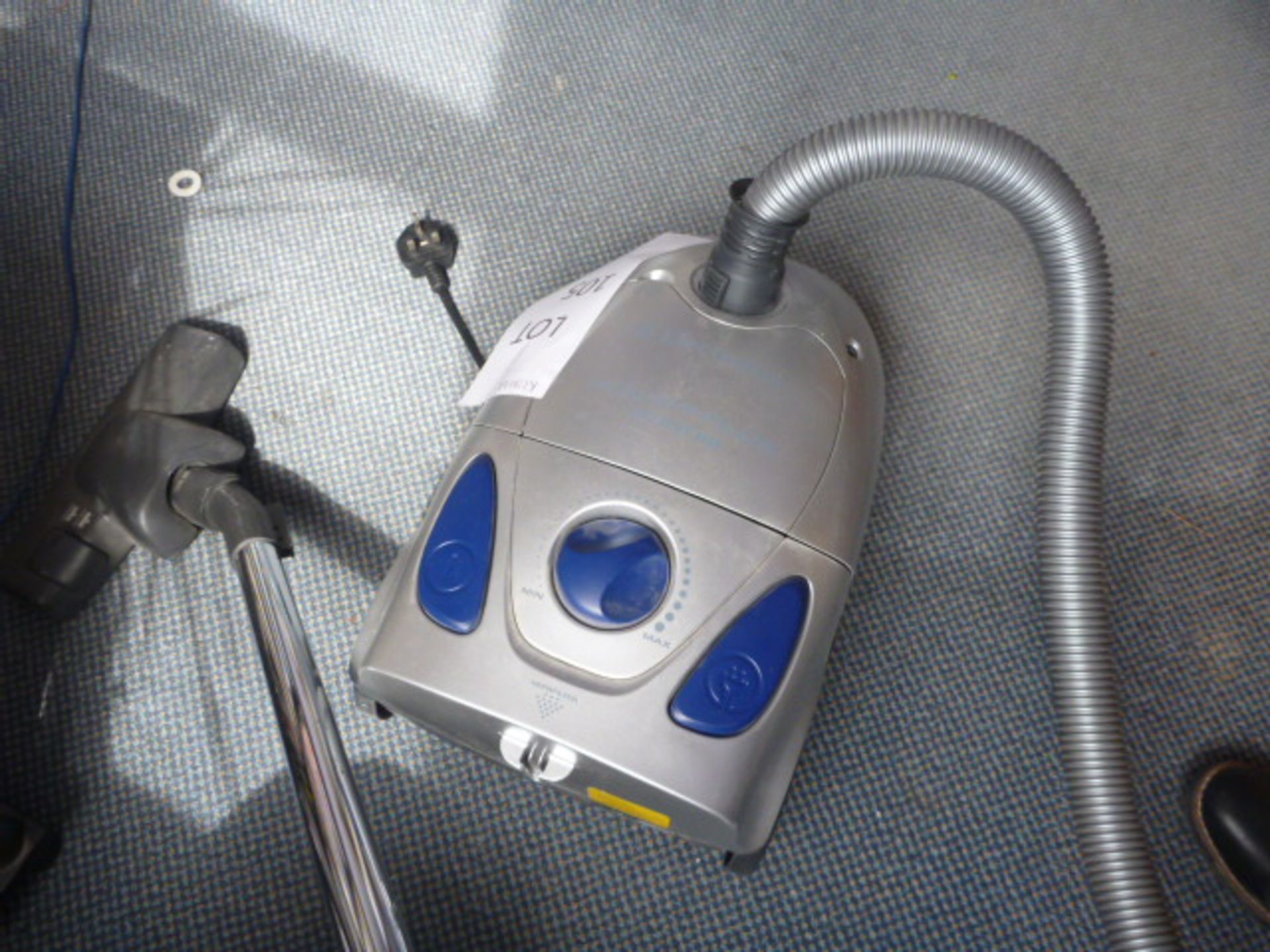 Electrolux PowerPlus 2000W Vacuum (Please Note this item is located in Warwick- Collection by