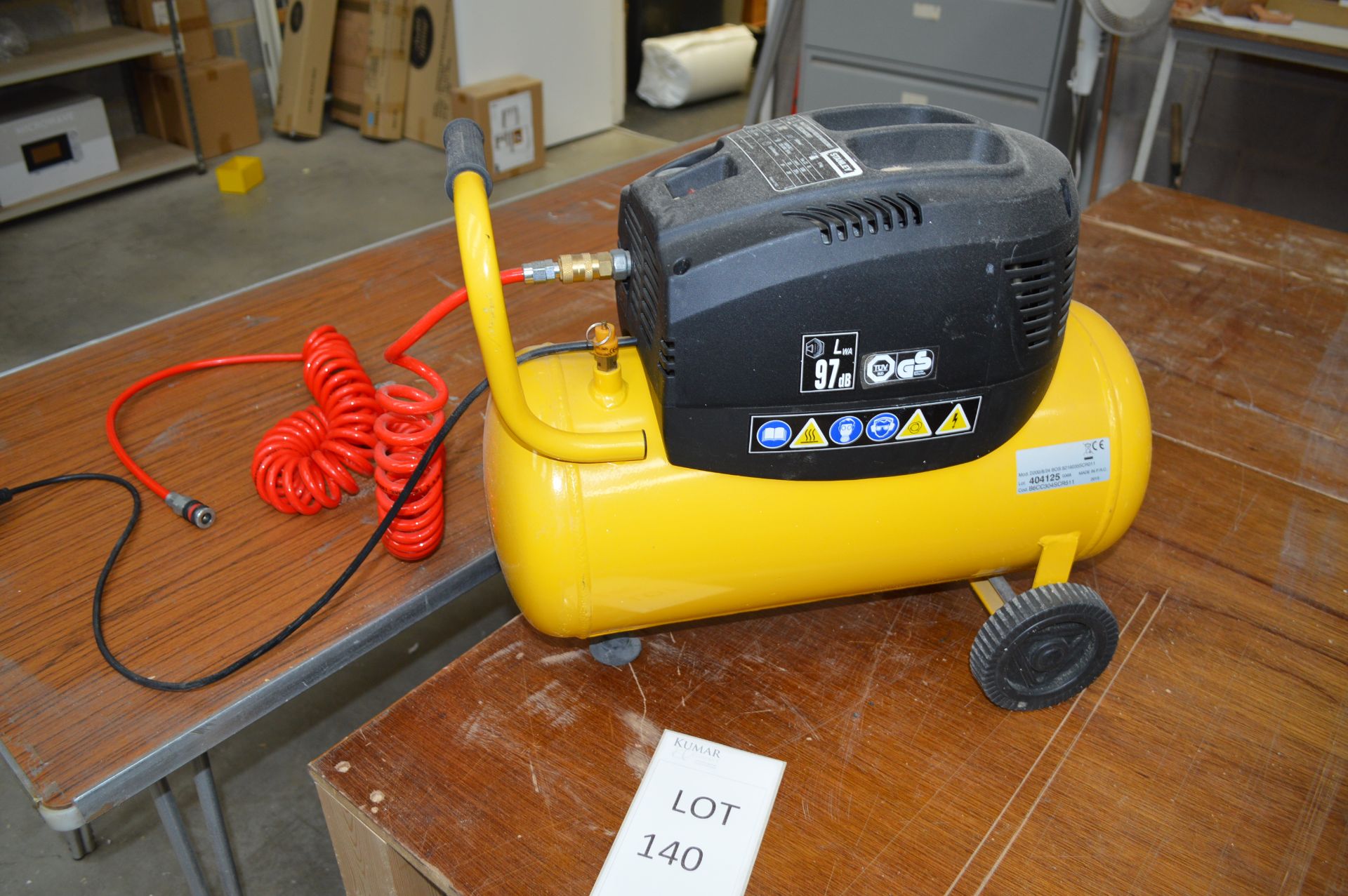 Stanley Compressor Model D/200/8/24 Receiver Mounted (Please Note: item located in Andover SP11.