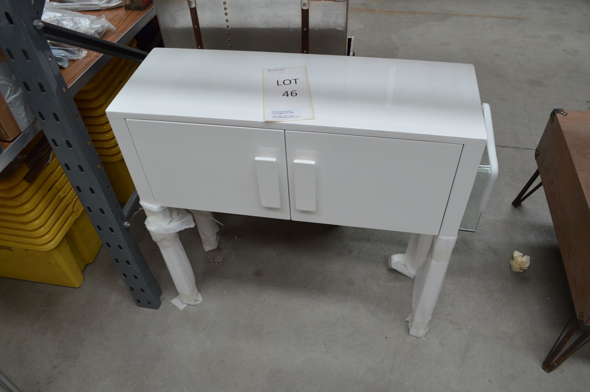 Gloss White 2 Door Unit Size: 80L x 30W x 80H (Please Note: item located in Andover SP11. Collection