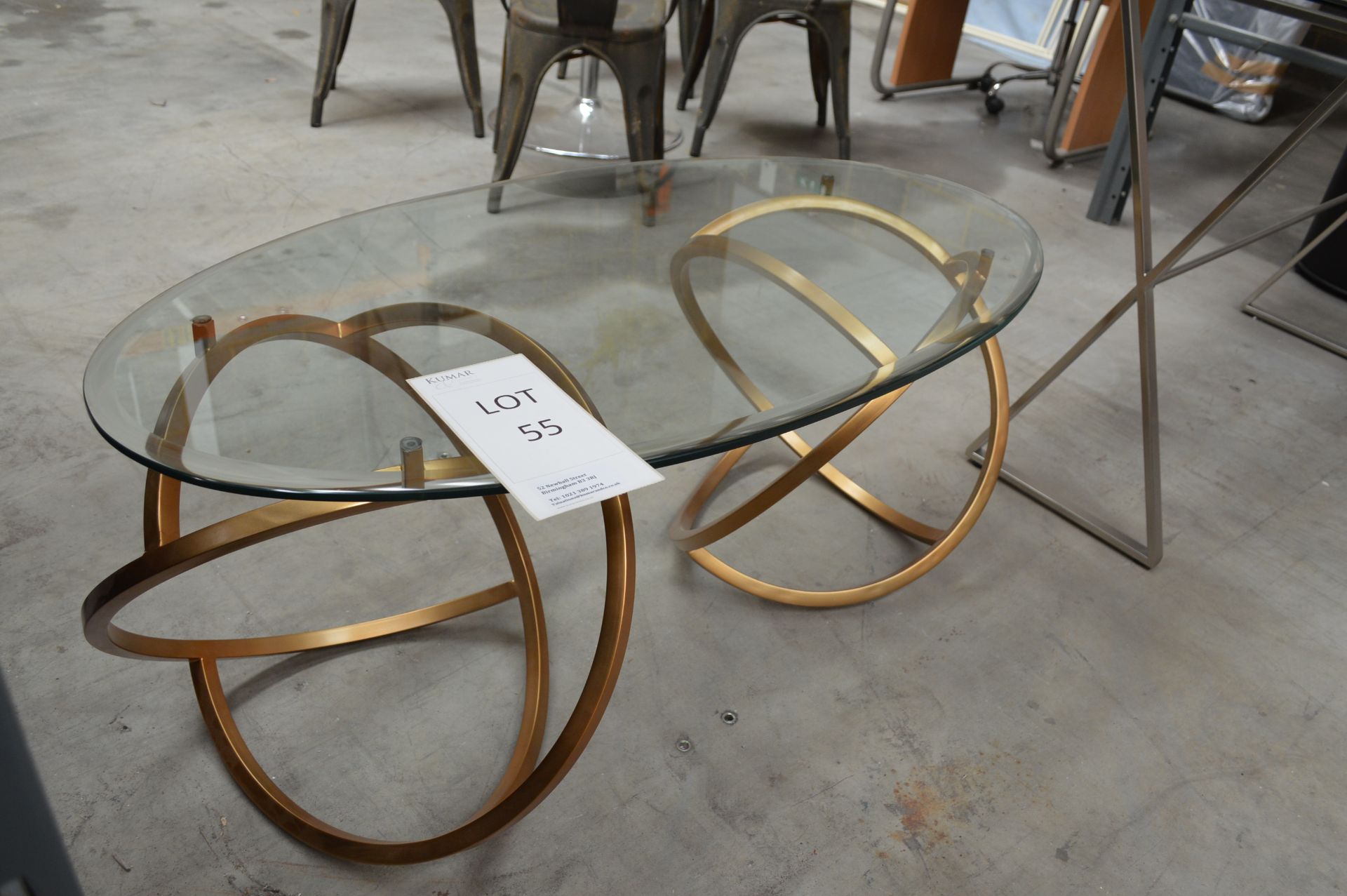 Gold & Glass Oval Coffee Table Size: 120L x 70W x 47H (Please Note: item located in Andover SP11. - Bild 6 aus 6