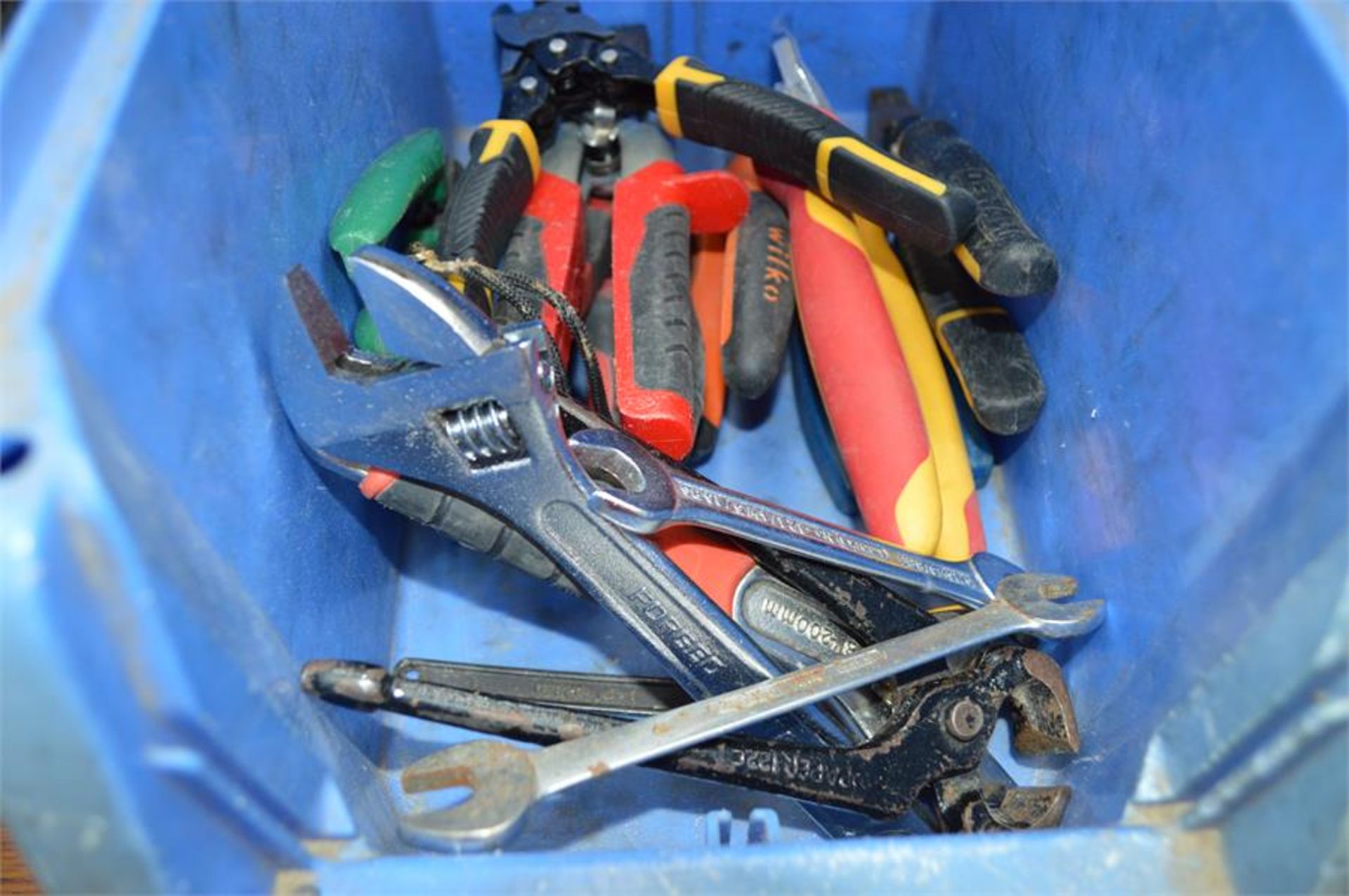 Box Of Various Plyers & Tools as shown (Please Note: item located in Andover SP11. Collection by