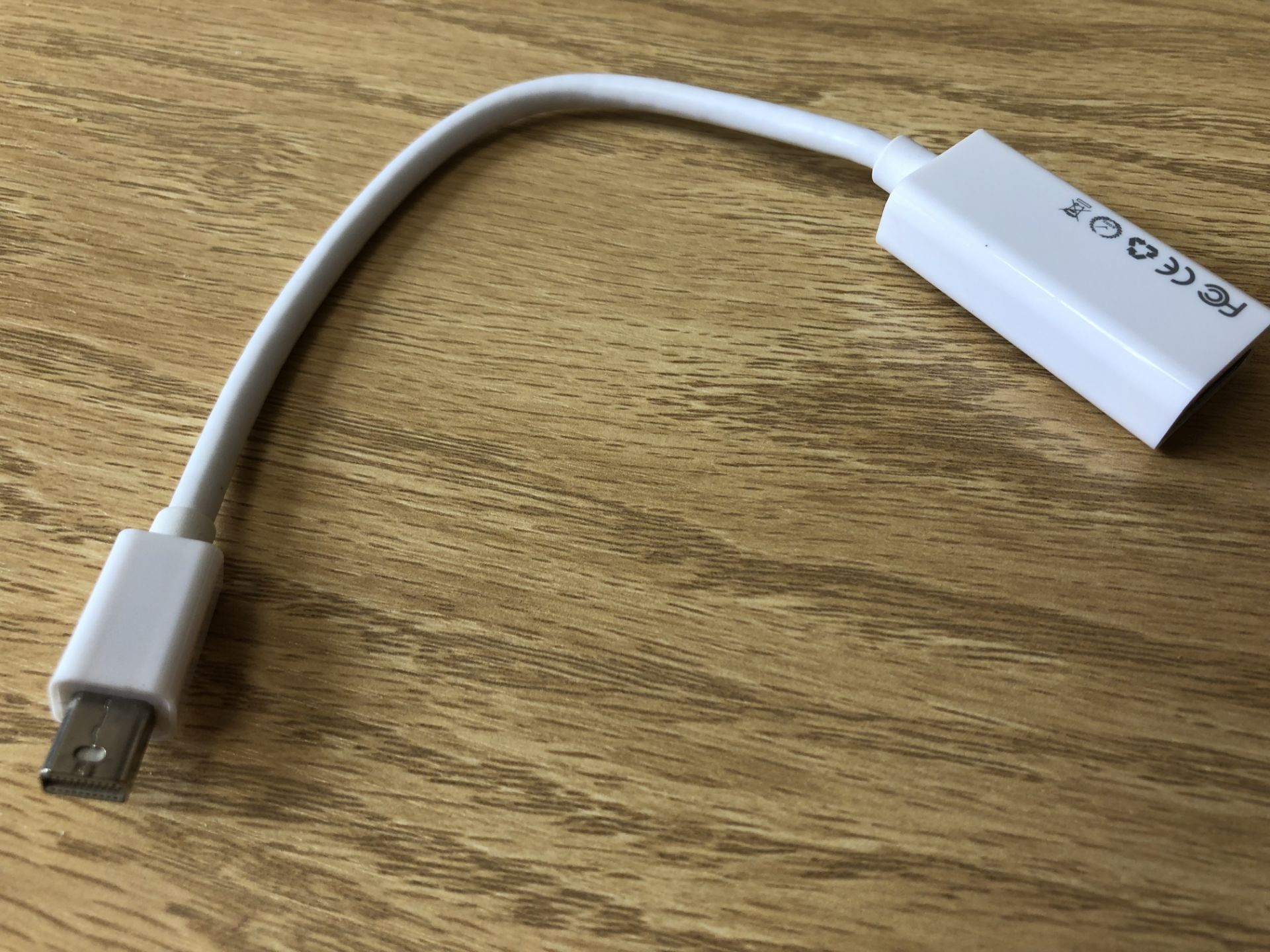 Mini Displayport to HDMI Adapter - Image 2 of 2