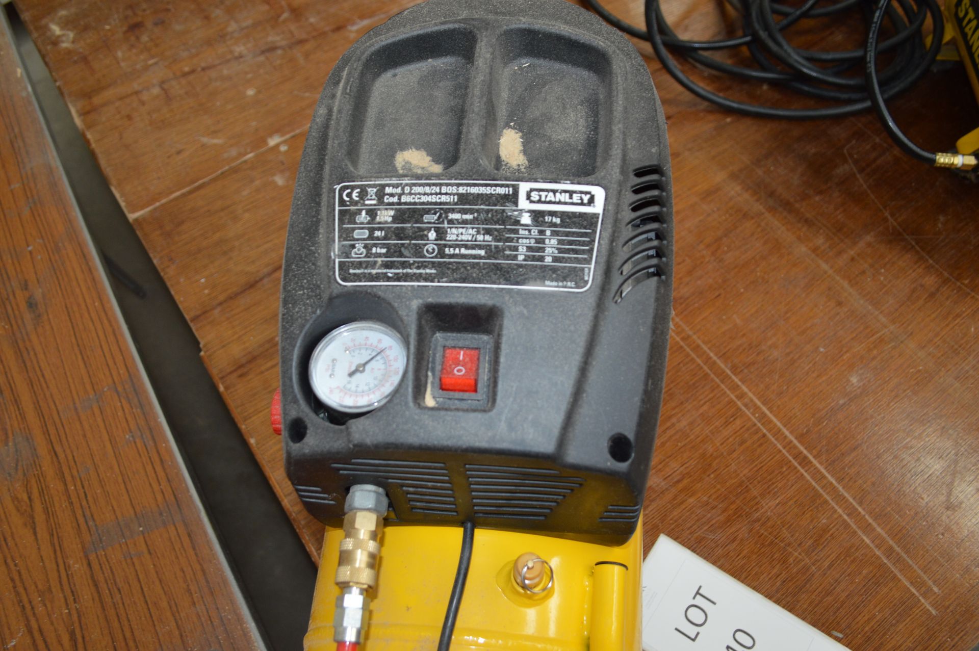 Stanley Compressor Model D/200/8/24 Receiver Mounted (Please Note: item located in Andover SP11. - Image 3 of 6
