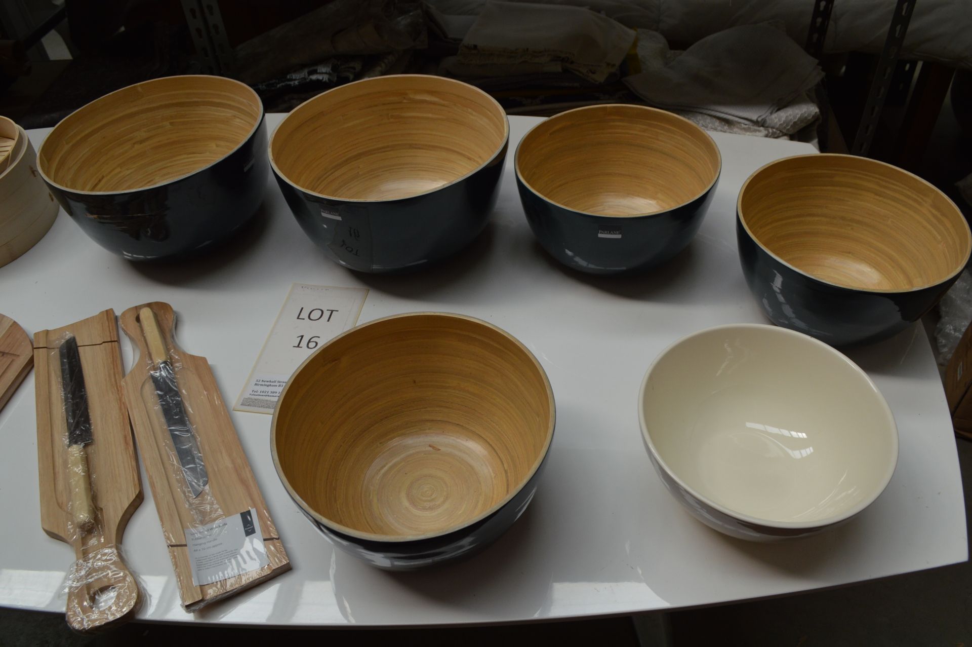 2 Large & 3 Medium Spun Bamboo Bowls , Parline Bowls 5: Birchwood Groved Edge Chopping Boards 33x - Bild 5 aus 9