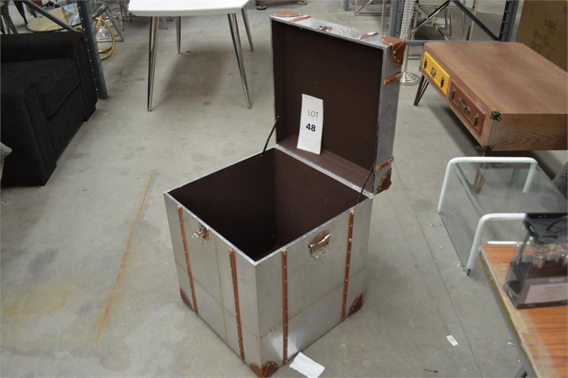 Stainless Steel & Brown Chest Size: 50L x 50W x 62H (Please Note: item located in Andover SP11.