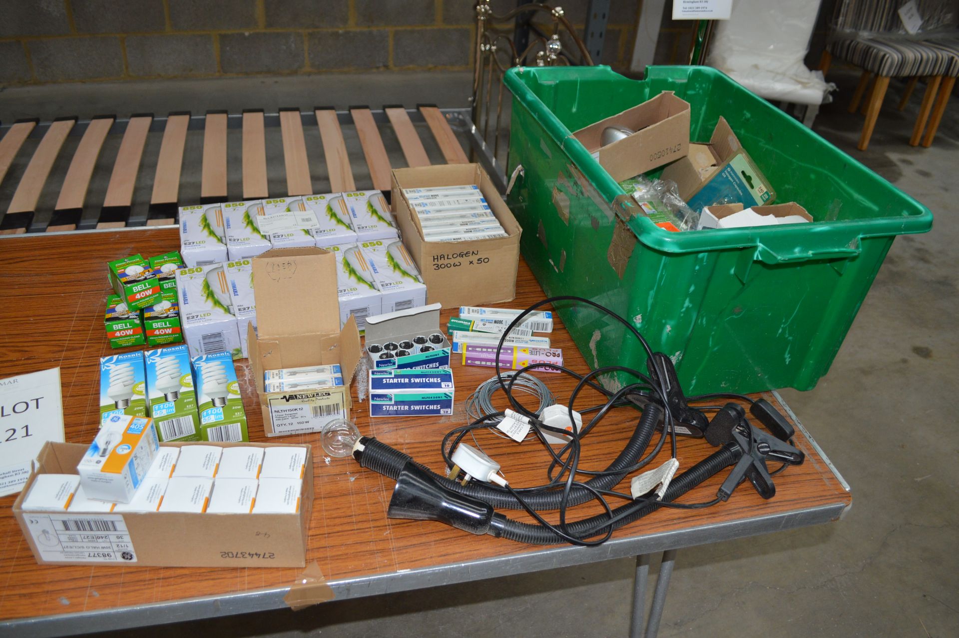 Quantity of Various Lightbulbs - as shown (Please Note: item located in Andover SP11. Collection - Image 15 of 15