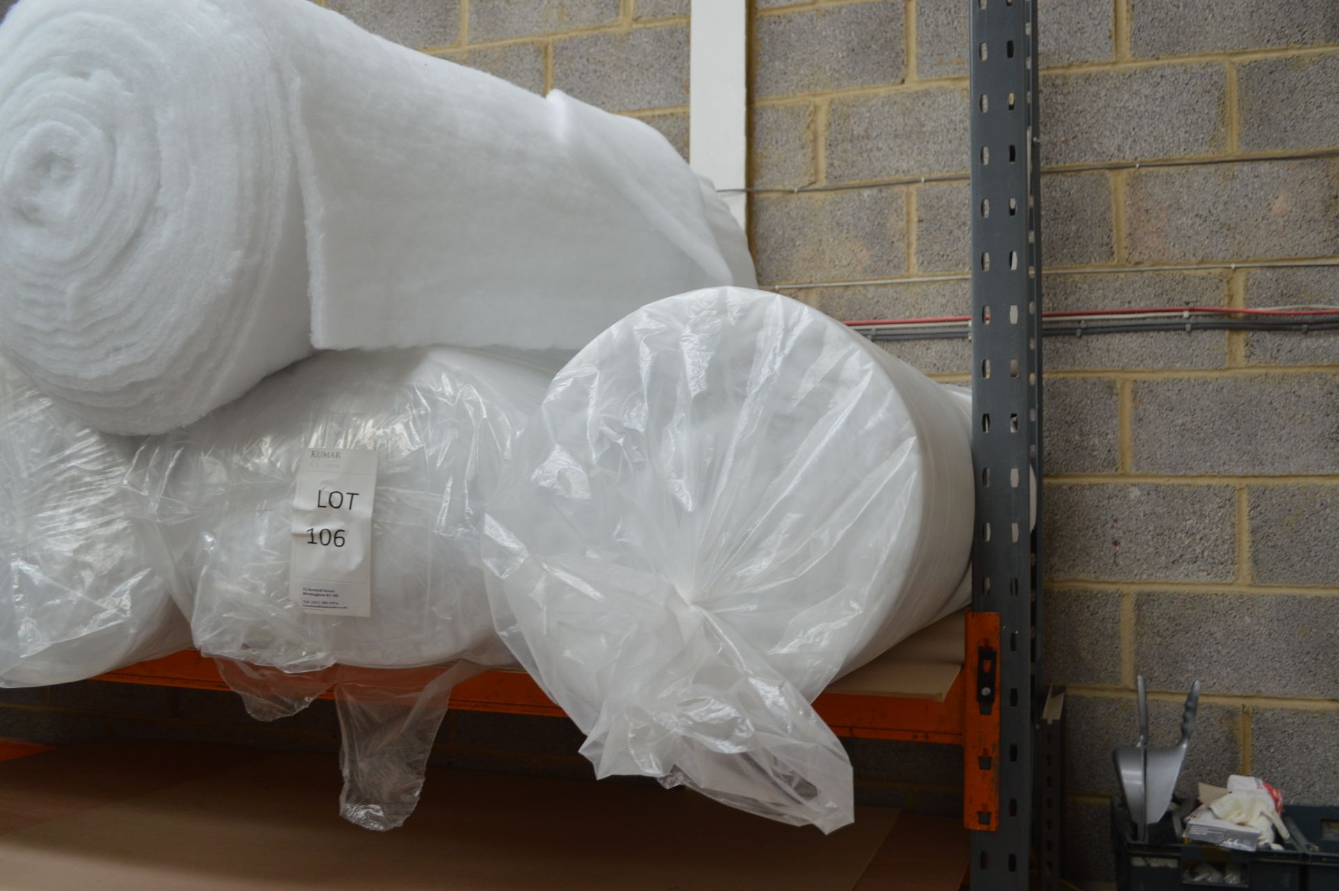 4 Rolls of Polyester Padding (Please Note: item located in Andover SP11. Collection by appointment - Bild 6 aus 6