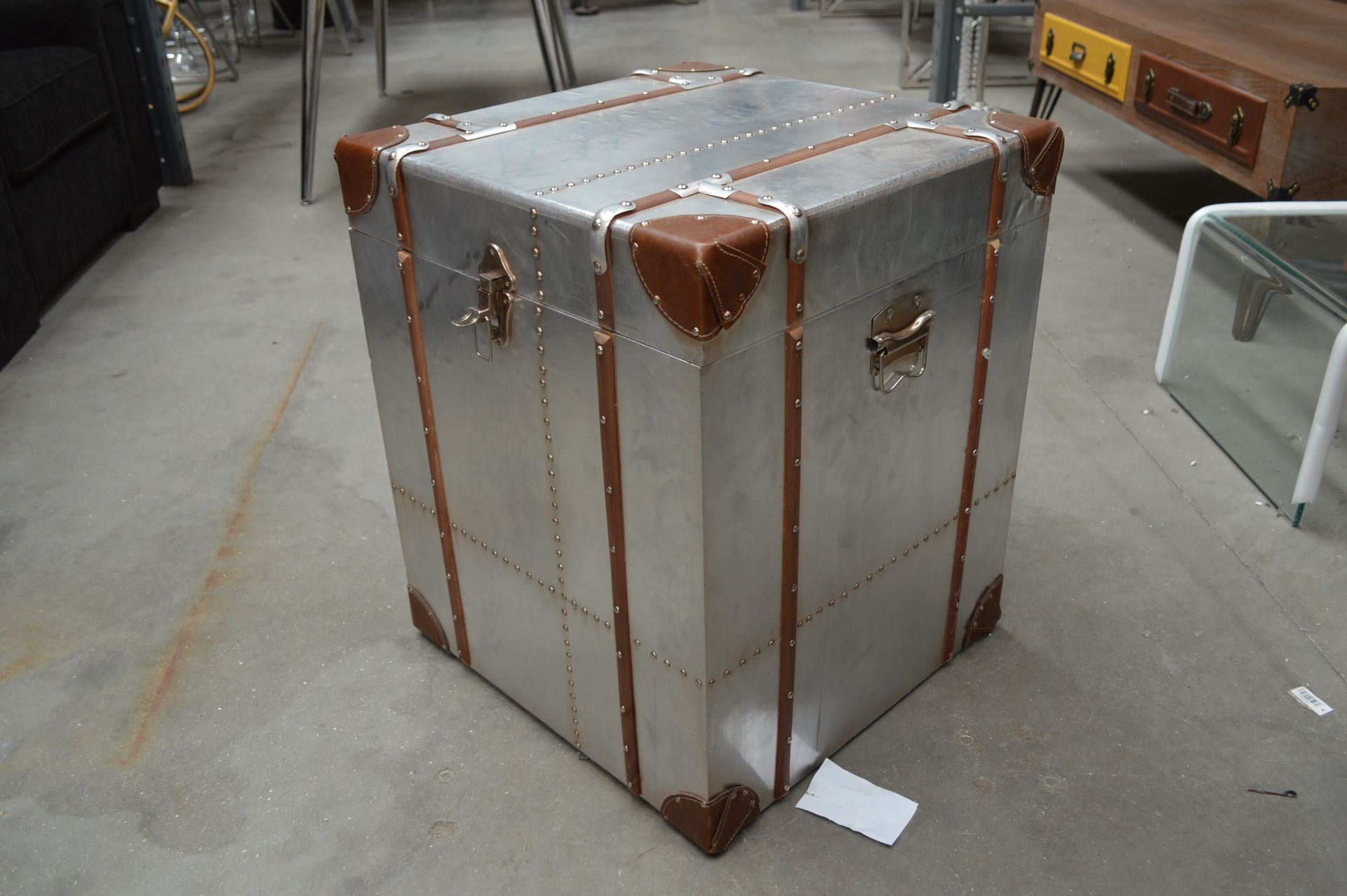 Stainless Steel & Brown Chest Size: 50L x 50W x 62H (Please Note: item located in Andover SP11. - Image 7 of 9