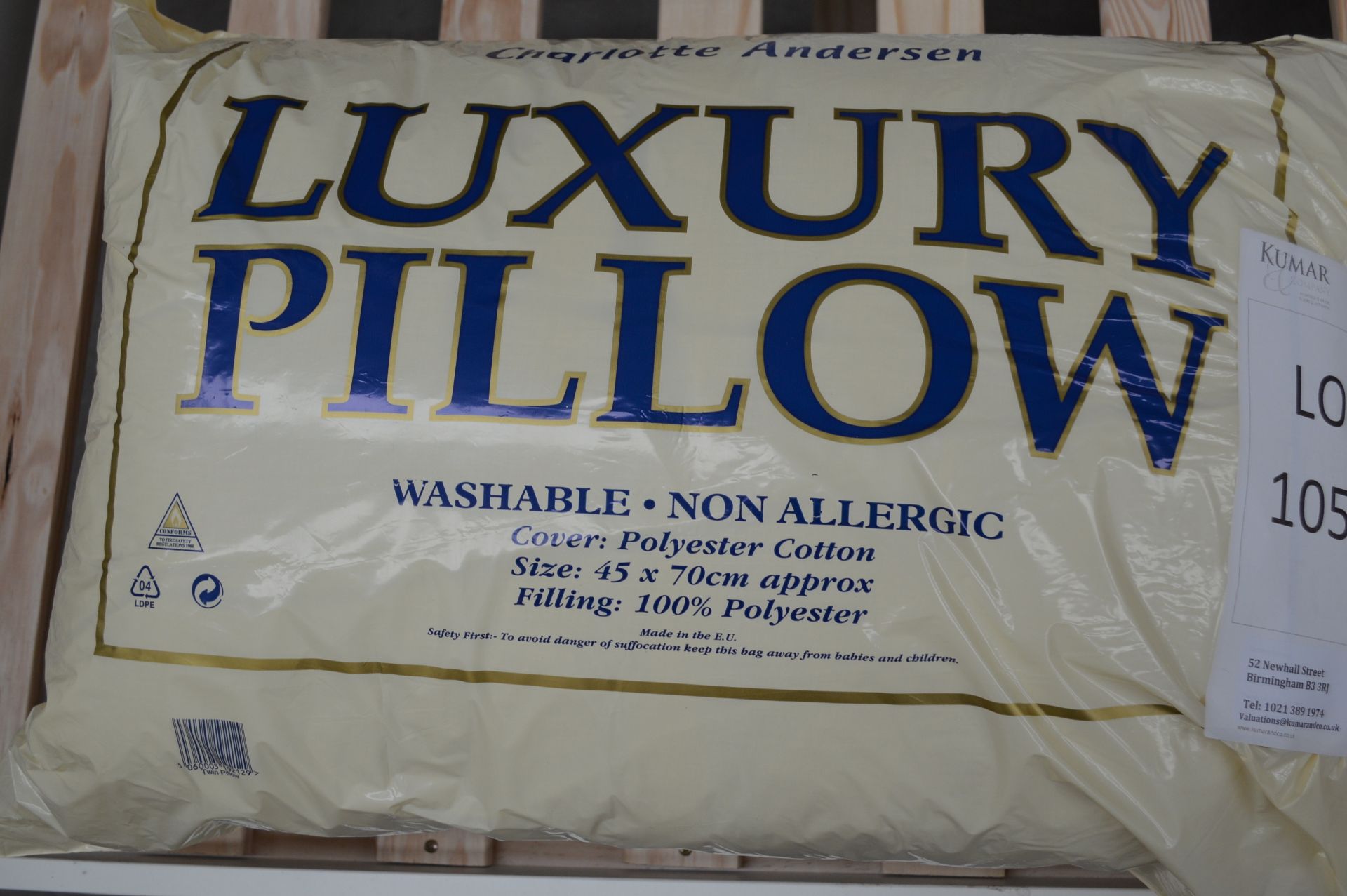 Approx 27 Pairs of Charlotte Anderson Luxury Pillows (Please Note: item located in Andover SP11. - Bild 3 aus 3