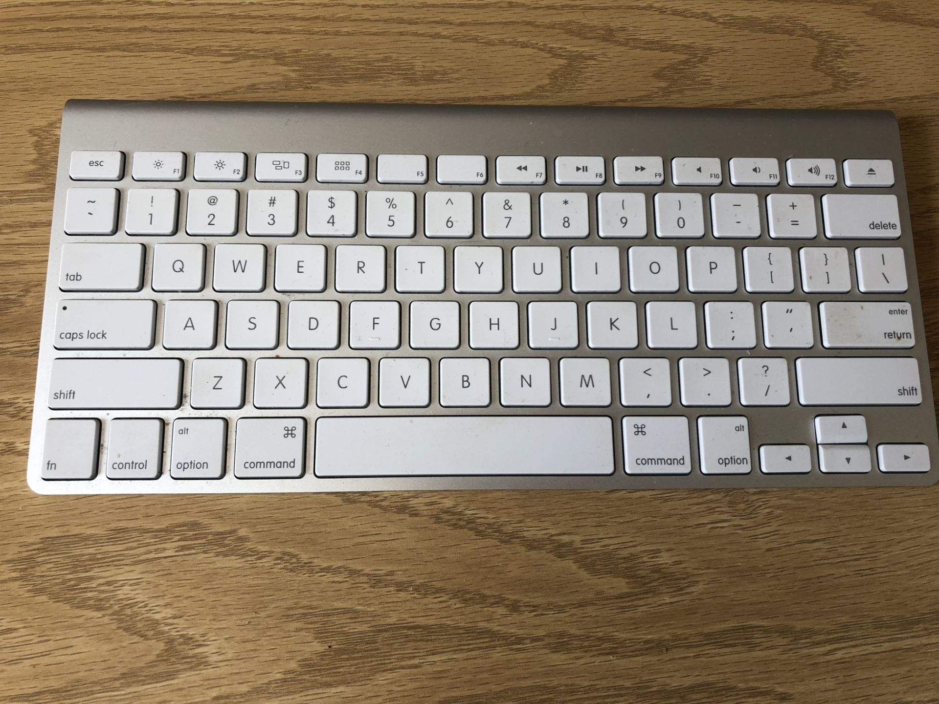 Apple Wireless Keyboard, Model No. A1314