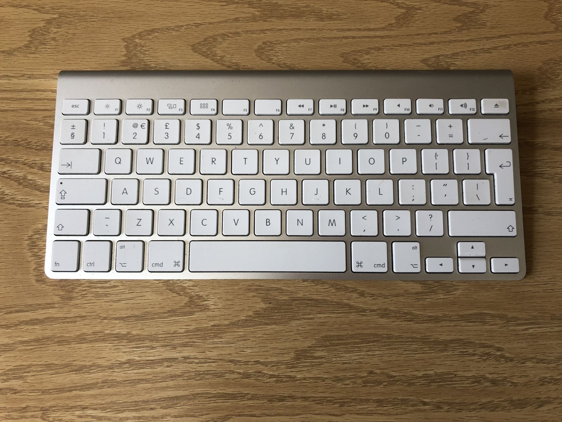 Apple Wireless Keyboard, Model No. A1314 (2009)