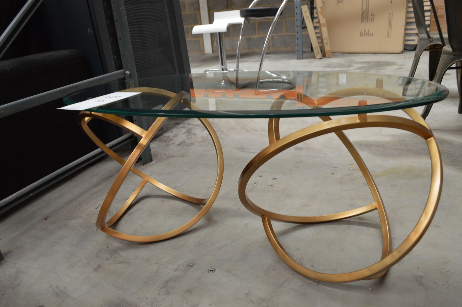 Gold & Glass Oval Coffee Table Size: 120L x 70W x 47H (Please Note: item located in Andover SP11. - Bild 4 aus 6