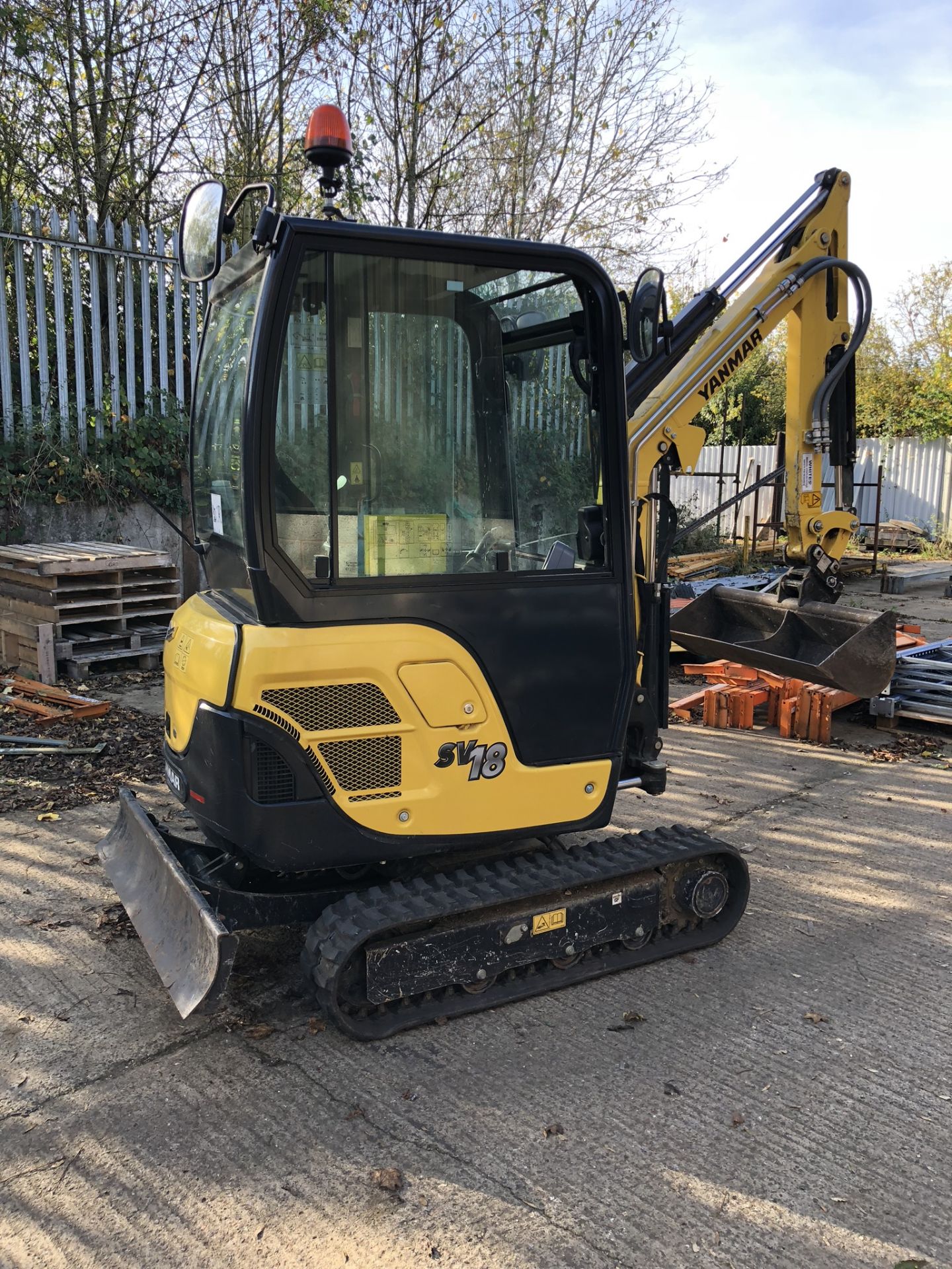 Yanmar SV18 CR Mini Excavator, Rubber Tracks, Serial No. G6127 (2017/10), with Quick Hitch - Image 5 of 33