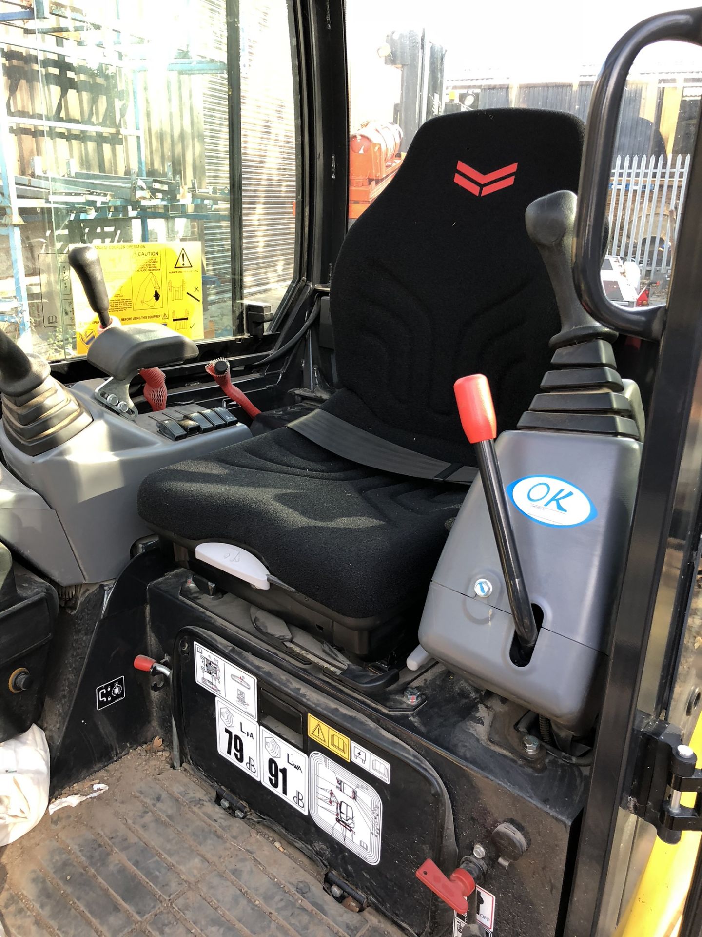 Yanmar SV18 CR Mini Excavator, Rubber Tracks, Serial No. G6127 (2017/10), with Quick Hitch - Image 15 of 33