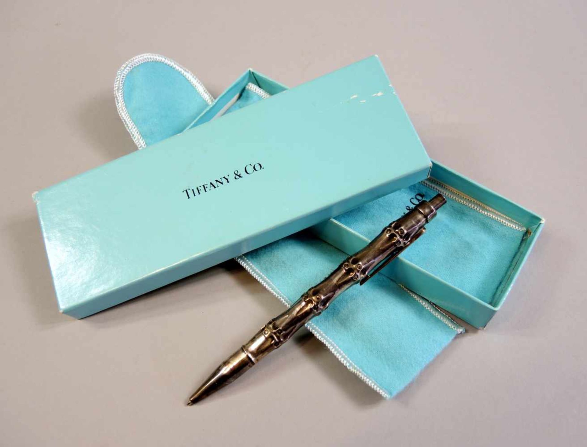 Tiffany & Co., Kugelschreiber Sterling Silber, seitlich signiert und punziert. In originaler