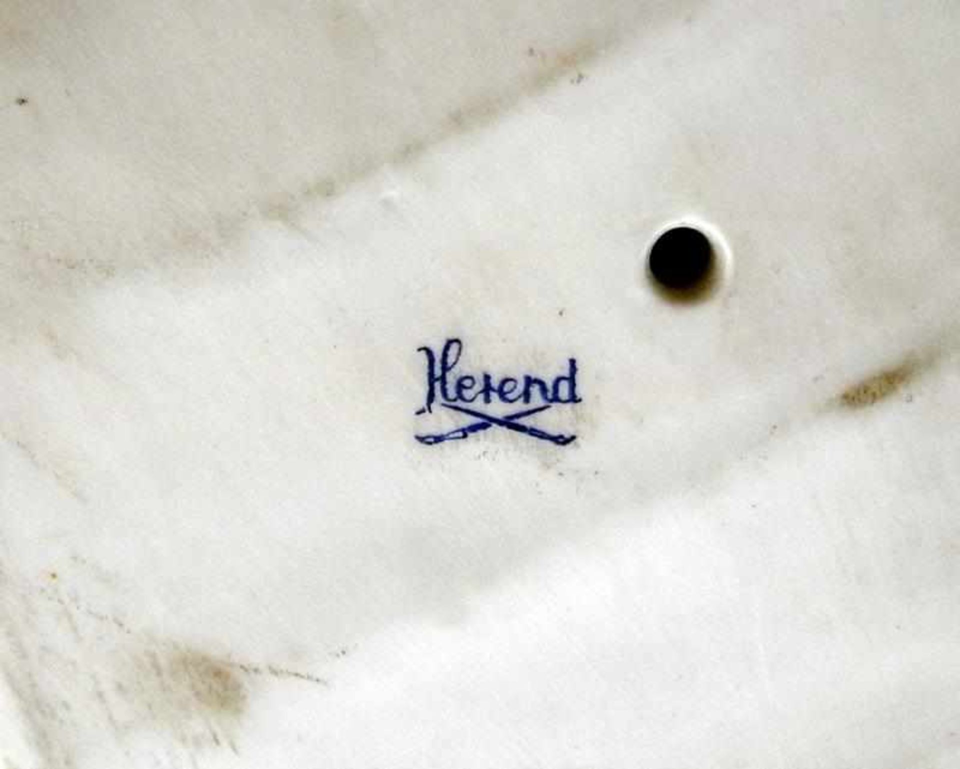 Herend Hungary, Toldi mit dem Stier Porzellan, am Boden mit Manufakturmarke. Sehr imposante und - Bild 2 aus 2