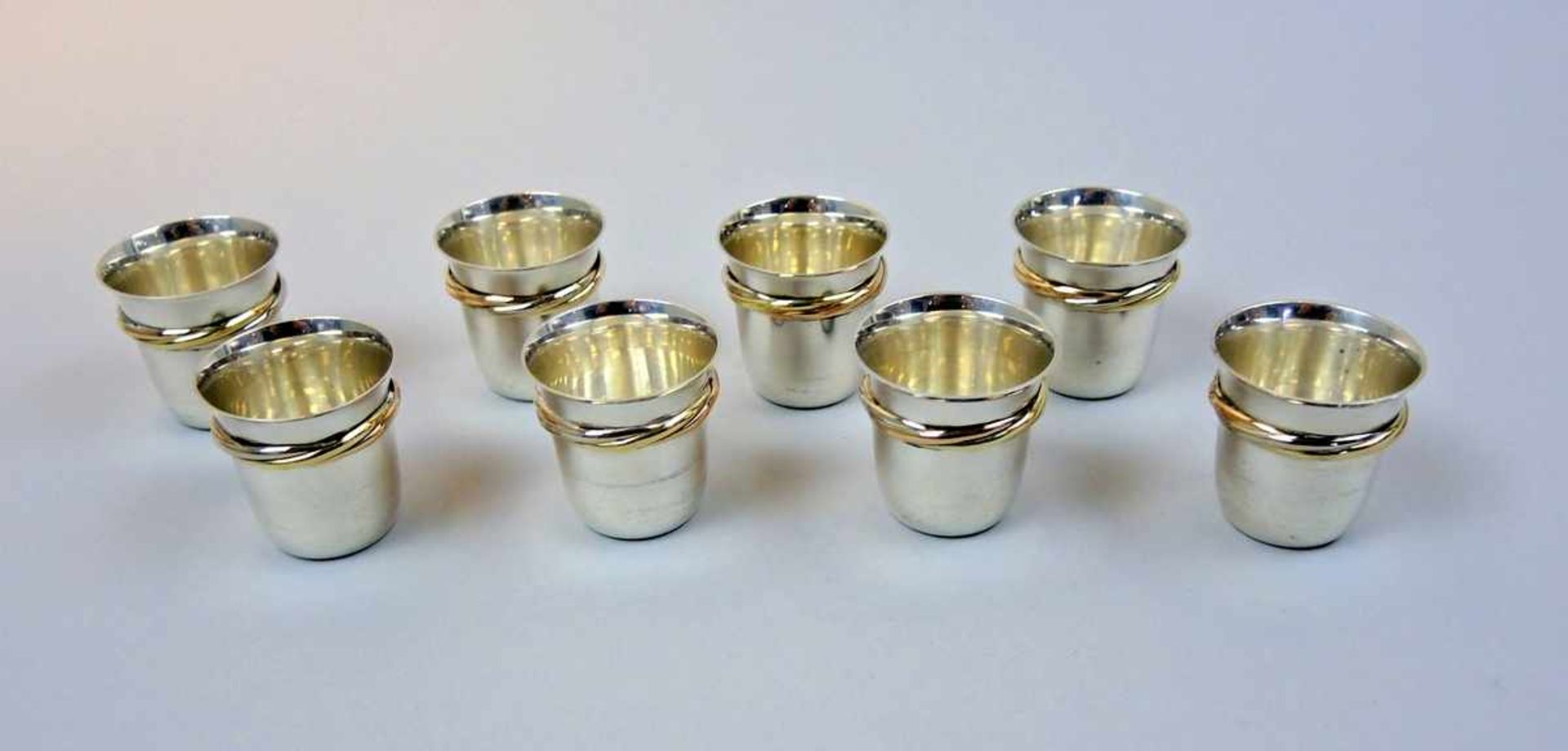 Cartier, 8 Schnapsbecher Sterling Silber 925, einzeln am Boden mit Feingehaltsstempel, Merkurkopf,