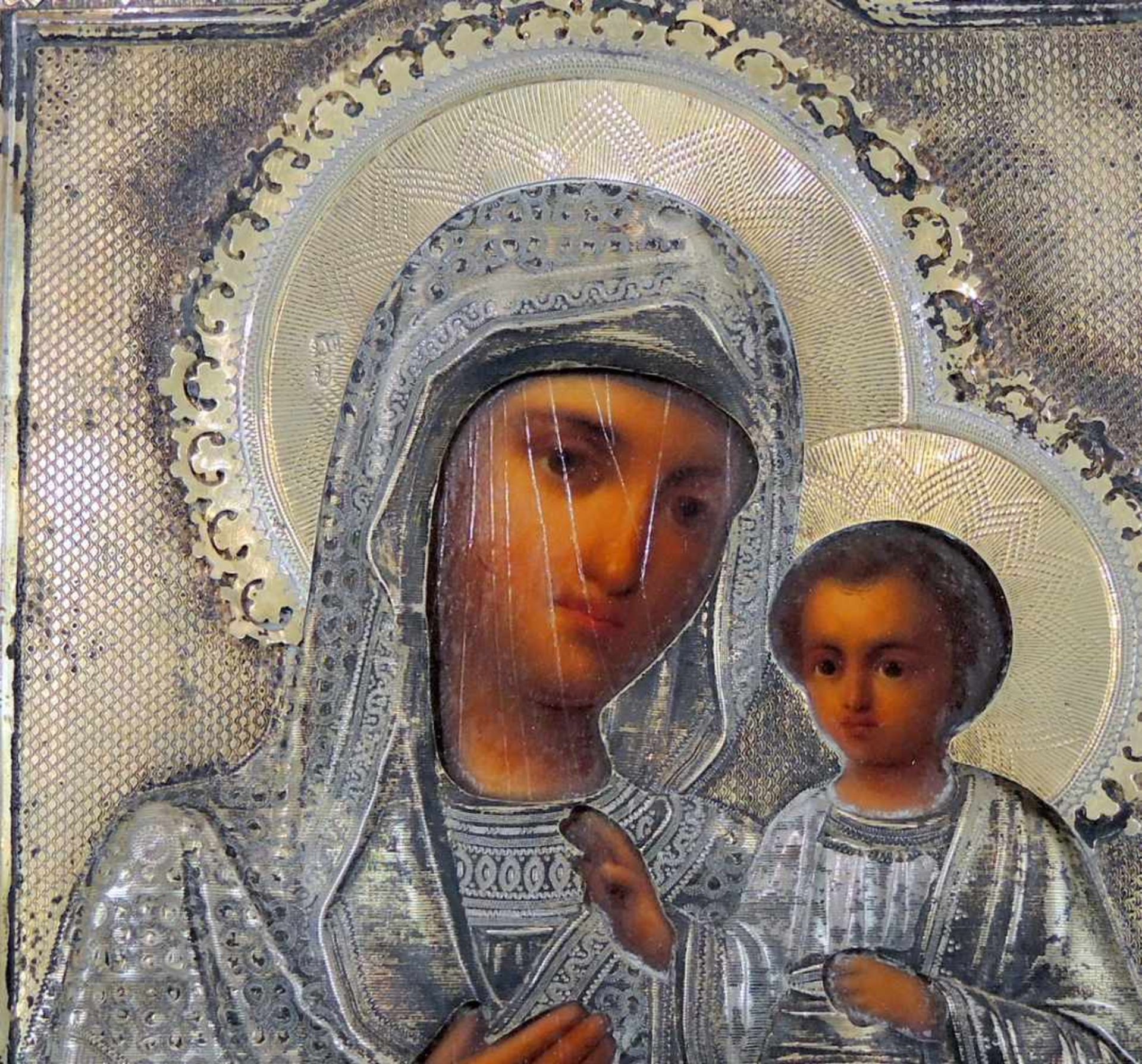 Russische Ikone Madonna mit Kind Messing. Oklad-Ikone, Iwerskaja. Auf Holz handbemalt, mit - Bild 2 aus 2