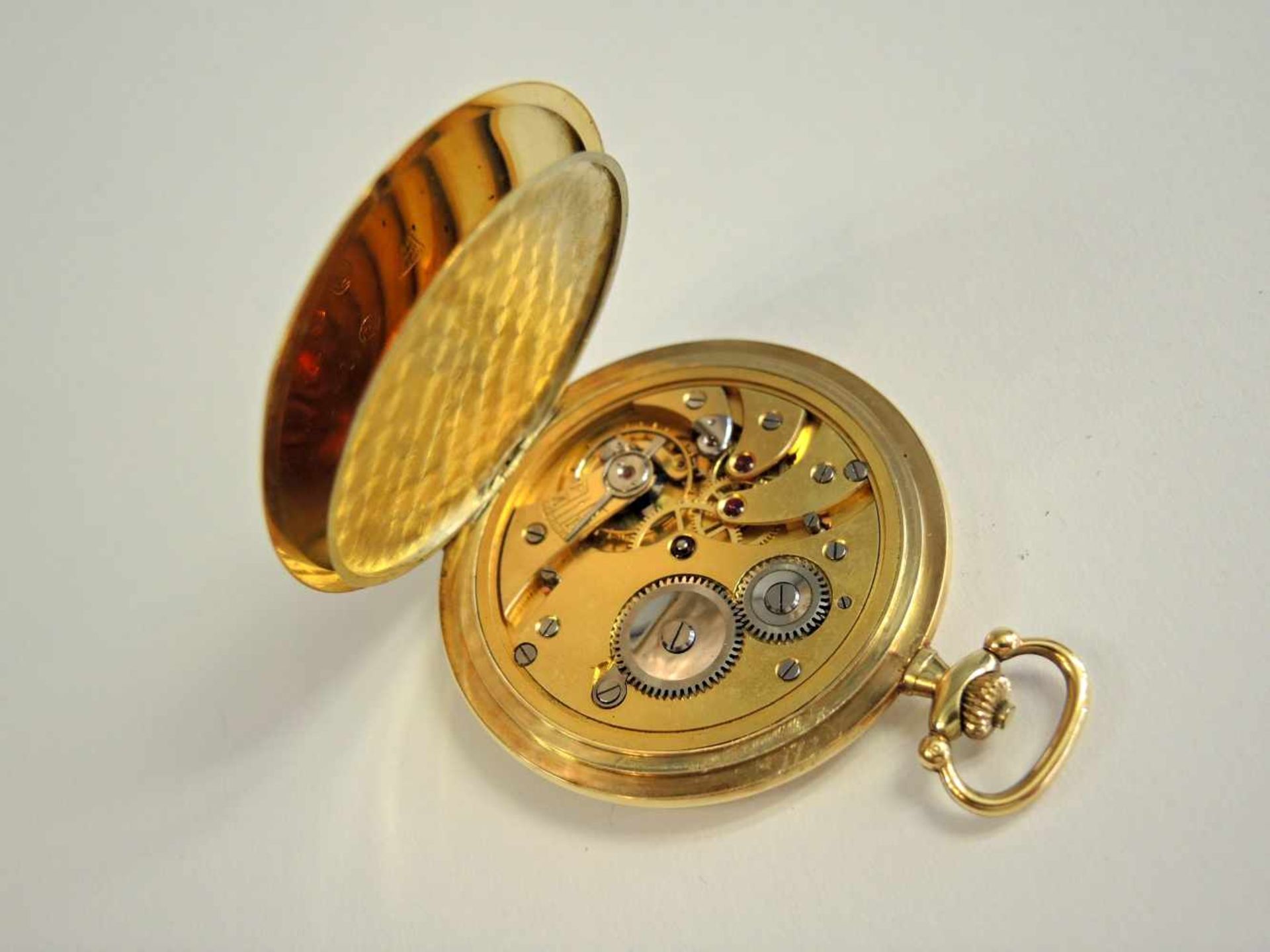 Massive Savonette-Taschenuhr14 K. Gelbgold, mit 3 Deckeln. In guter Erhaltung, um 1920. Ø ca. 50 mm, - Image 3 of 3