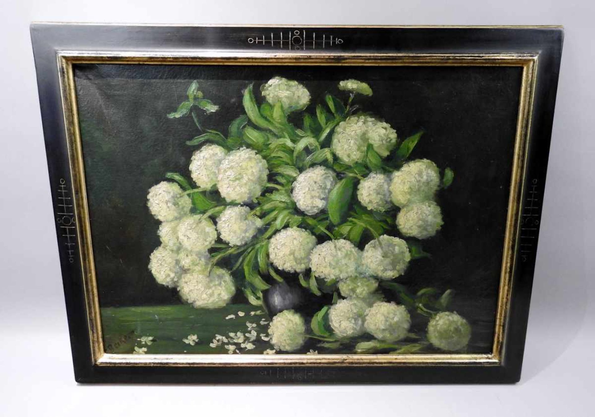 Walter Becker, 1893 Essen - 1984 TutzingÖl/Leinwand. Blumenstillleben mit weißen Hortensien in - Bild 2 aus 2