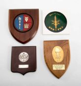 Zwei Ehrenplaketten Geheimdienst Bundesrepublik Deutschland, 1970er Jahre, aus dem Besitz des