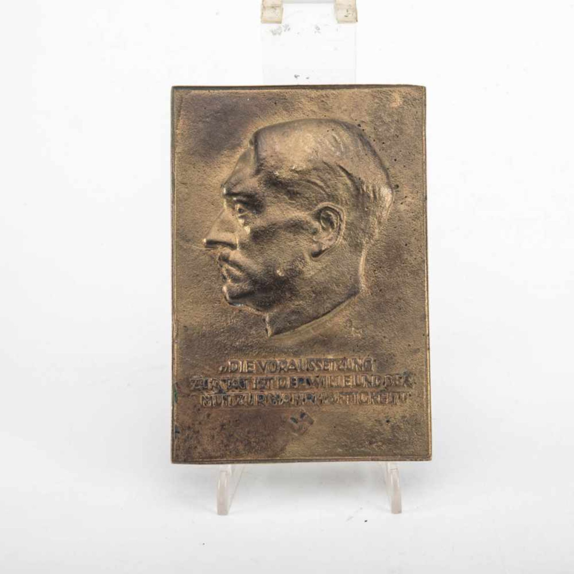 Relief Adolf Hitler Porträt Bronze vergoldet. Porträt mit Inschrift auf der Schauseite und