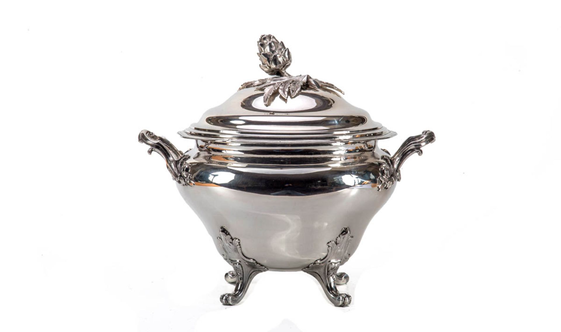 Suppenterrine, Henin & Cie, Frankreich um 1900950er Silber. Auf vier Rocaillenfüßchen mit Akanthus-