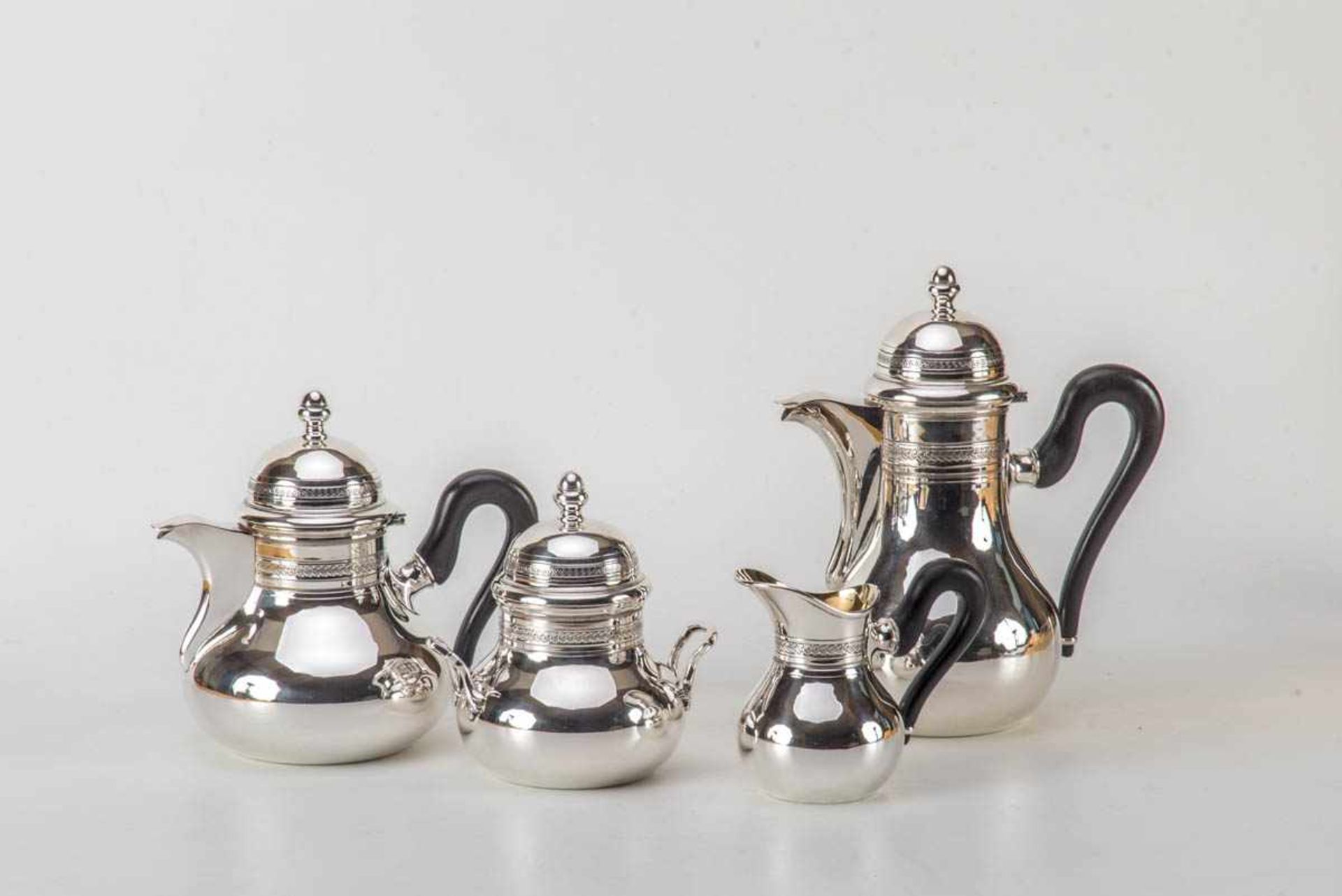 4-teiliges Kaffee- und Teeservice, Deutsch800er Silber, Kaffeekanne, Teekanne, Zuckerdose innen - Bild 2 aus 2