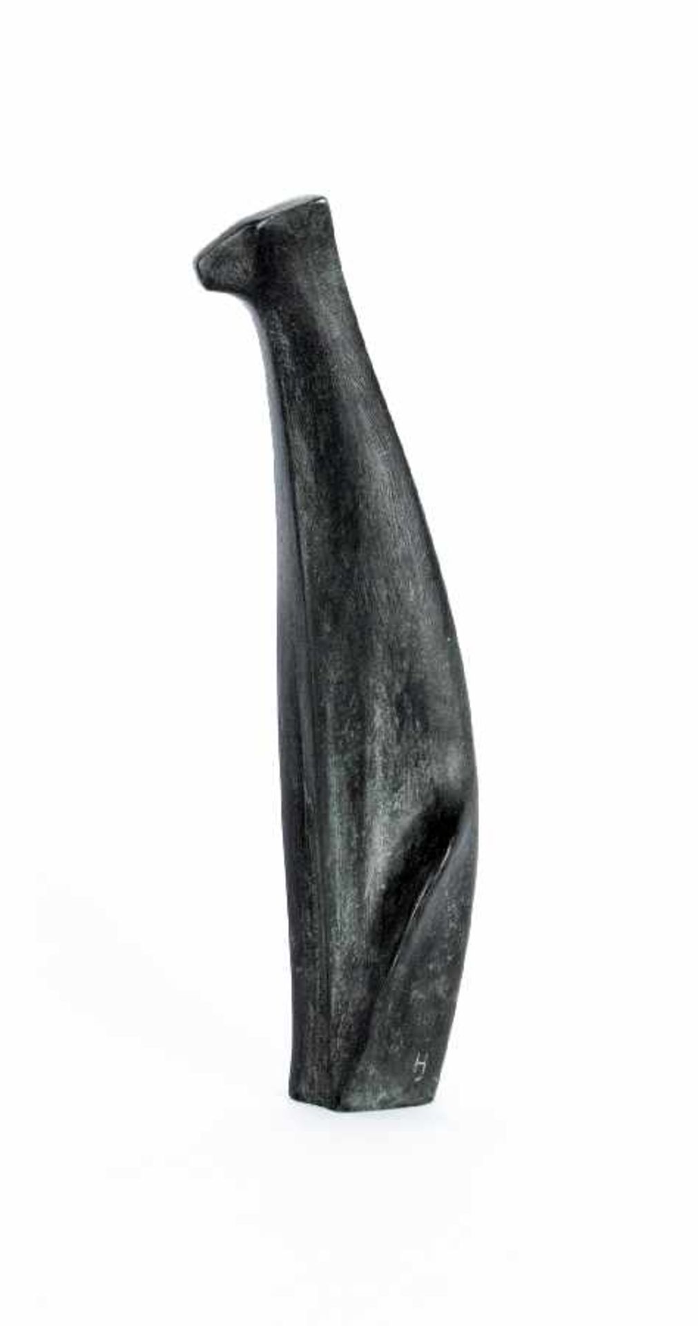 Bildhauer der Mitte des 20. Jh. Katze Weissmetall; H 29,5 cm; bezeichnet "HJ 4" Sculptor of the