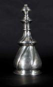 Russland? Ziselierte Kanne Silber; H 25,5 cm; 300 g Russia? Chiselled pot Silver; H 25.5 cm; 300 g