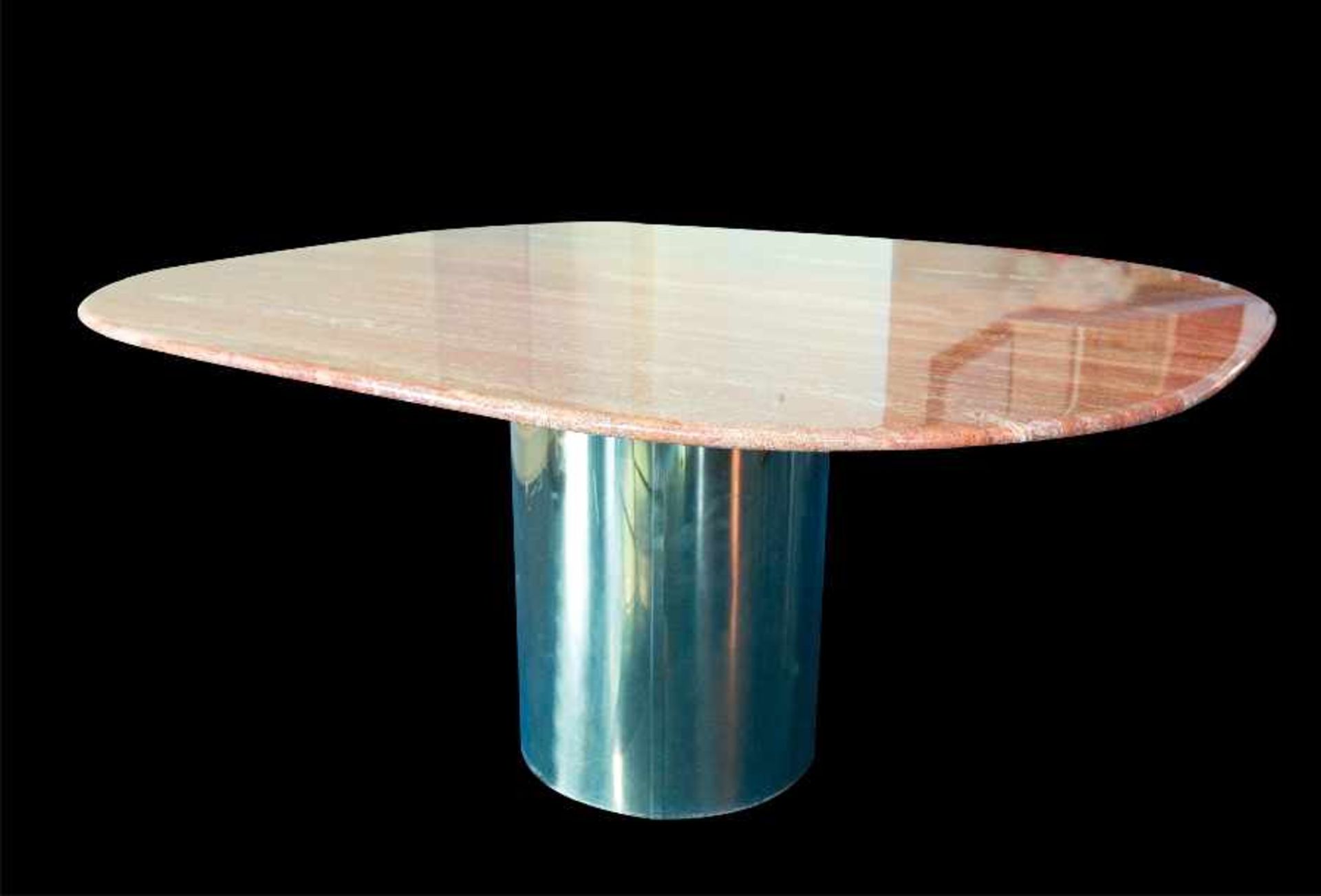 Italien, 70er JahreEsstischMarmor, Messing; H 72 cm, L 148 cm, B 130 cmItaly, 70sDining tableMarble,
