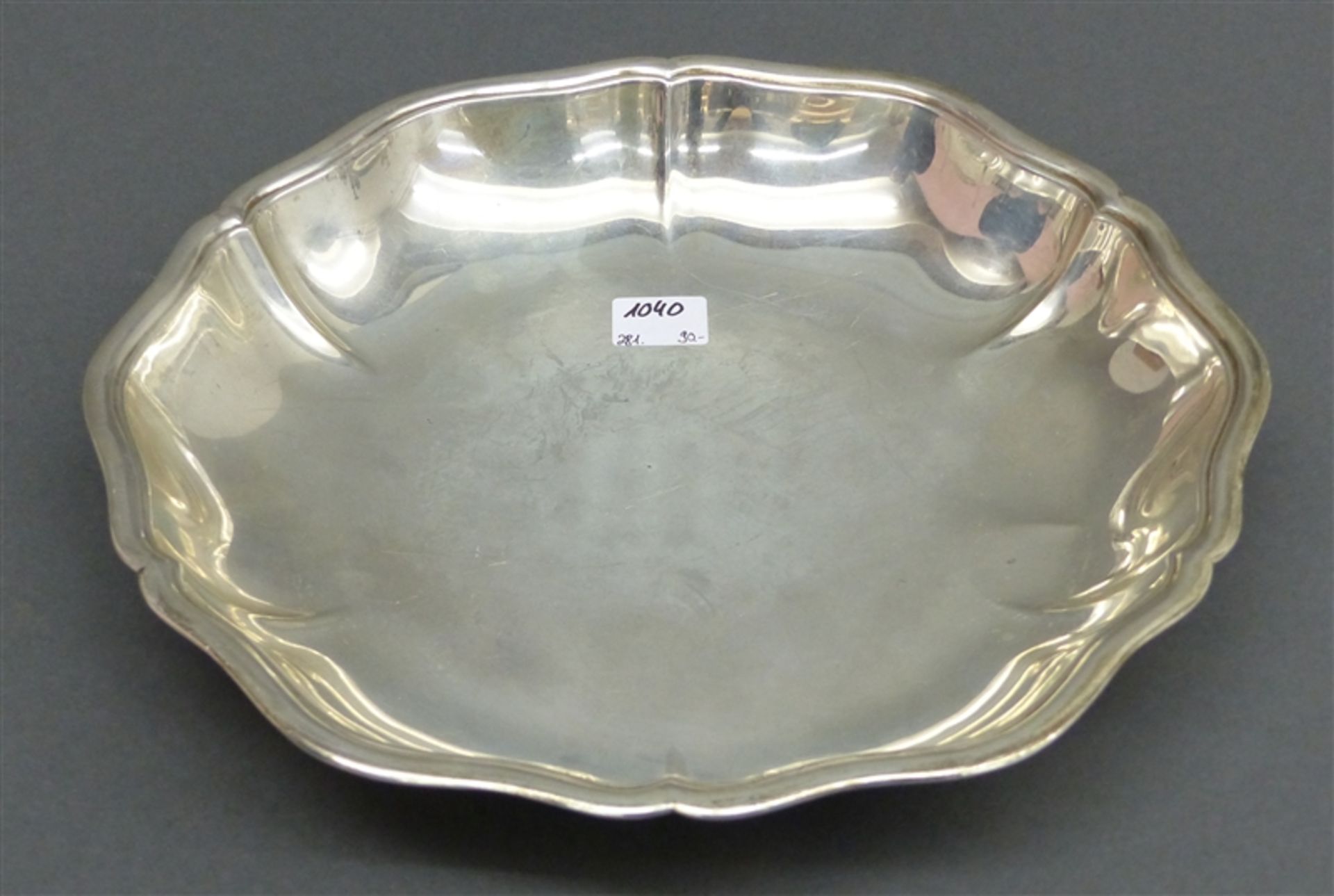 Schale Silber, rund, punziert, gewellter Rand, d 24,5 cm, 240 g schwer,