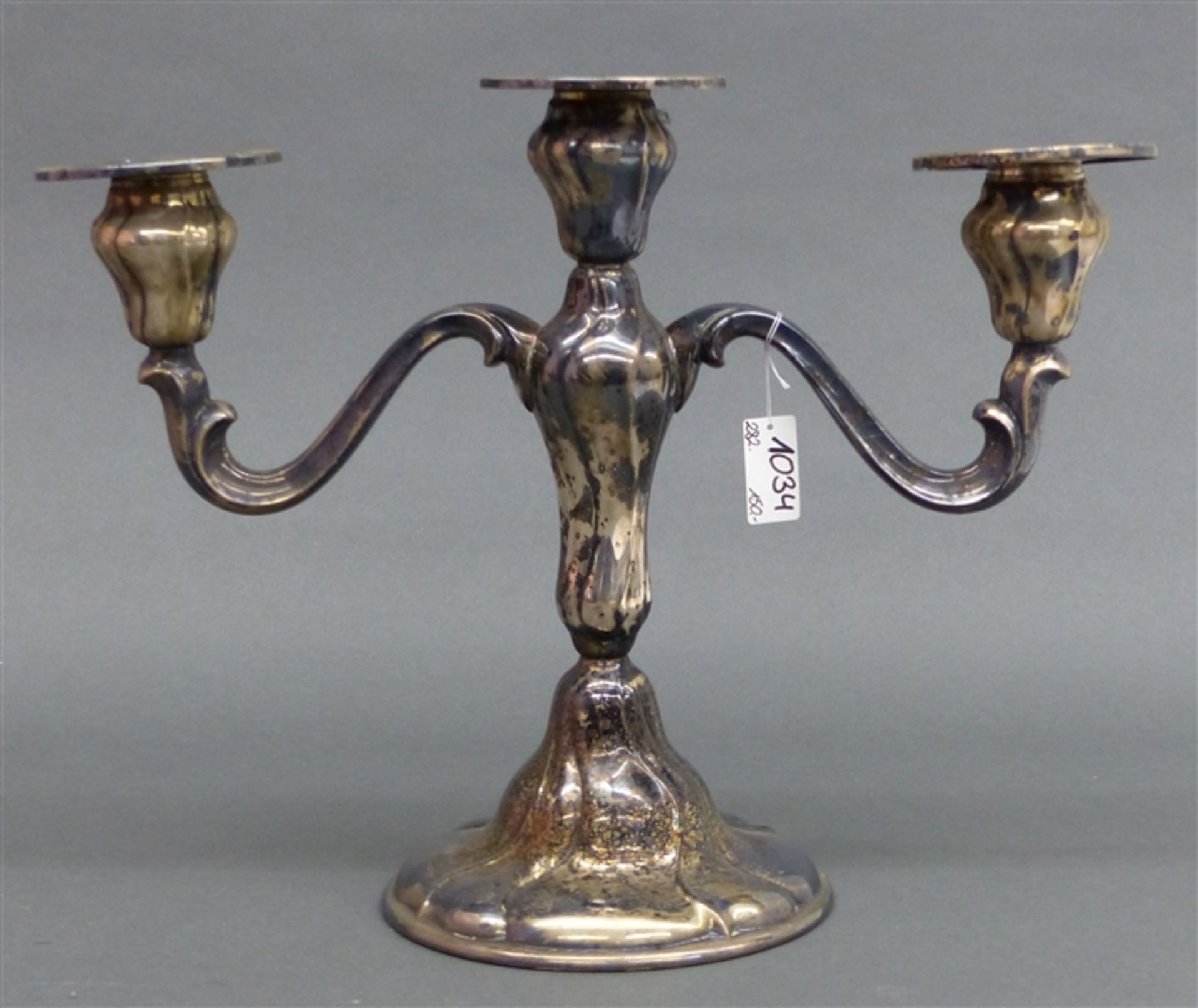 Kerzenleuchter dreiflammig, Silber, barocke Form, h 25 cm, 480 g schwer,