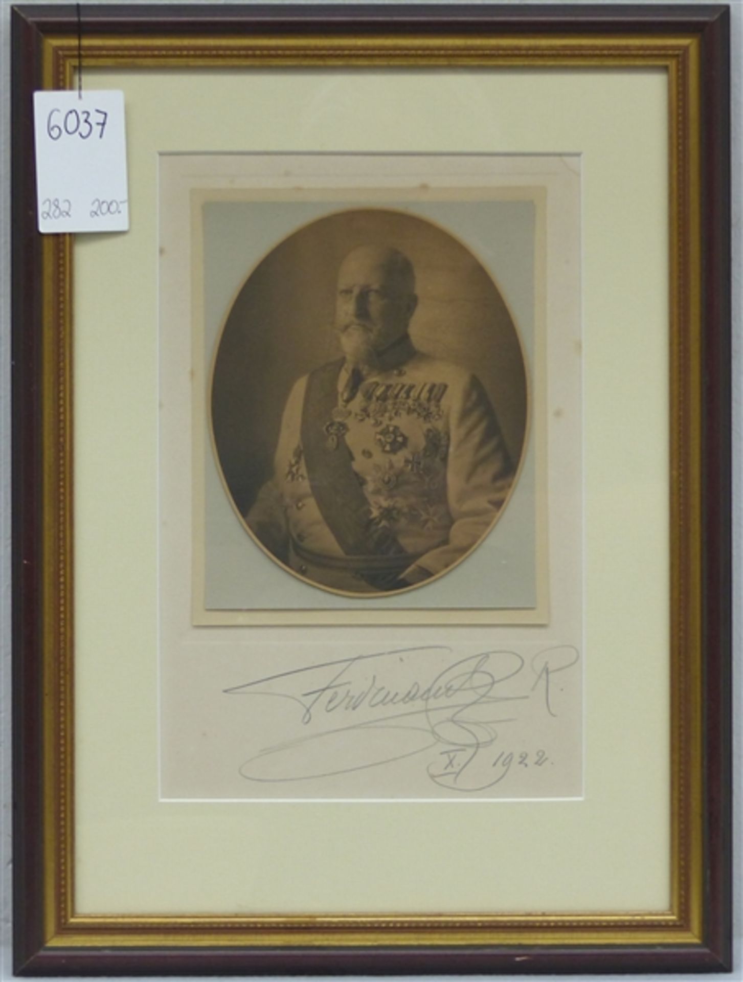 Autographe Prinzregent Ferdinand, mit Foto und Signatur, datiert X. 1922, 33x21 cm, im Rahmen,