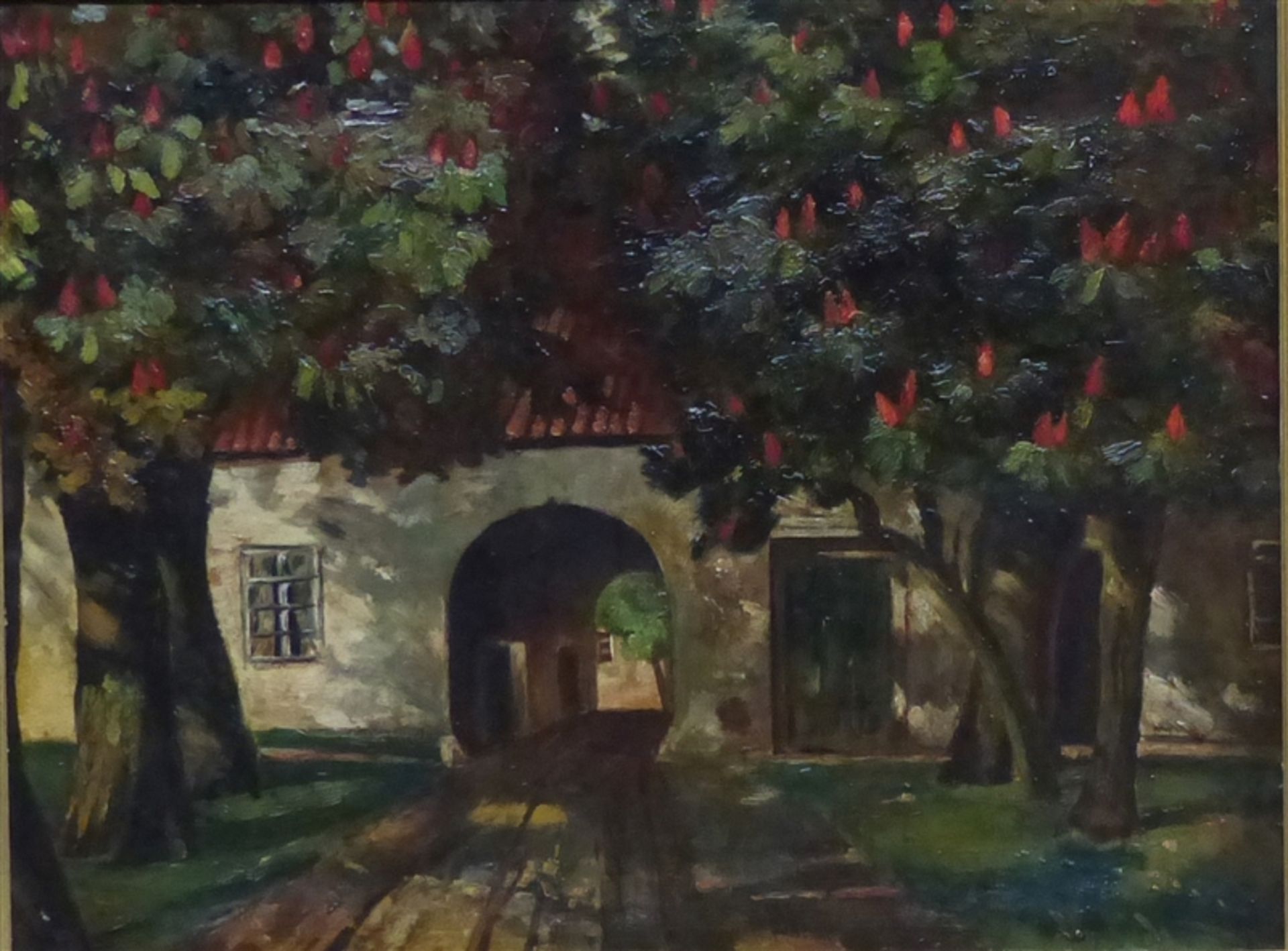 Deutsch, um 1940 Öl auf Leinen, Bauernhof mit Toreinfahrt, im Vordergrund Baumbestand, 45x59 cm,