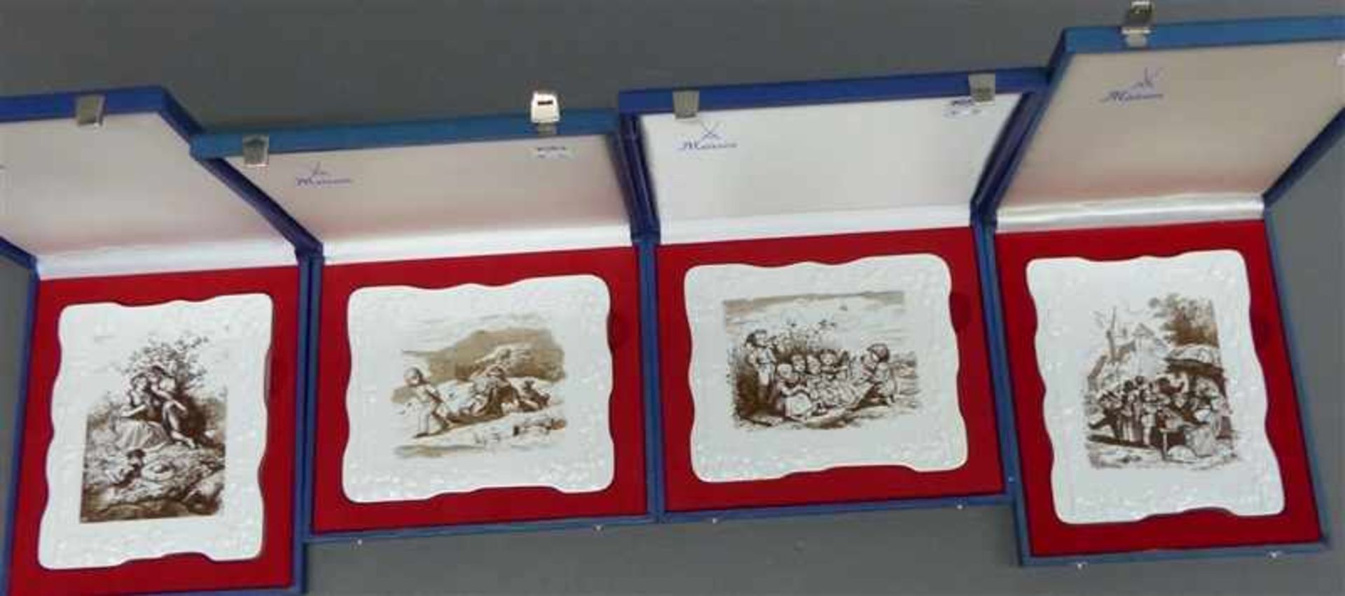 4 Porzellanplakettenbemalt mit Motiven von Ludwig Richter, limitierte Auflage von 1980, zweimal