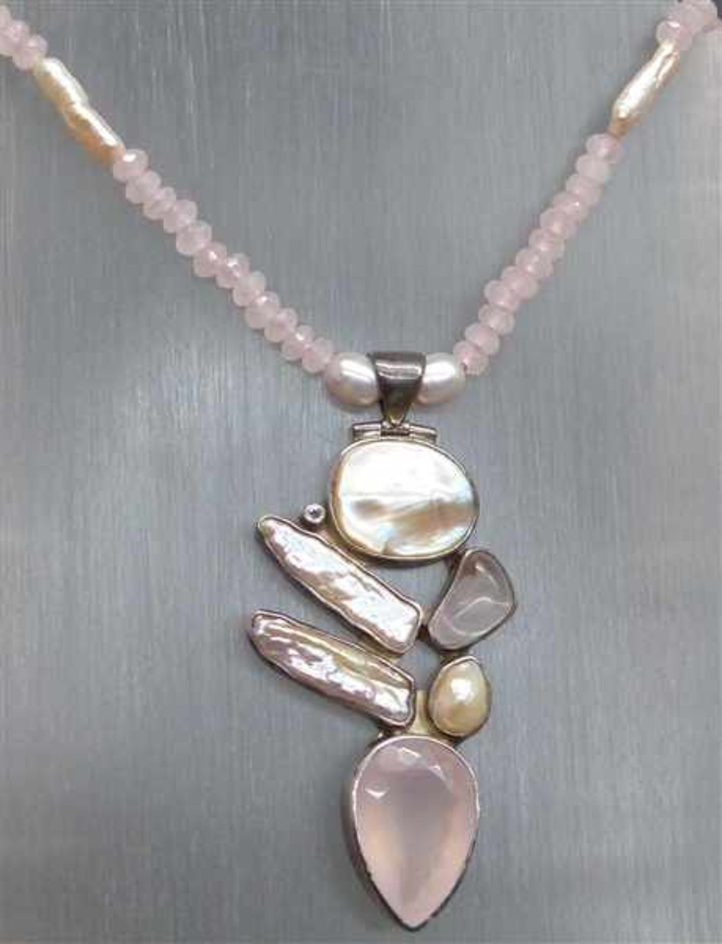 Collier925 Silbermontur, Anhänger mit Süßwasserperlen, 1 Rosenquarztropfen, Kette mit