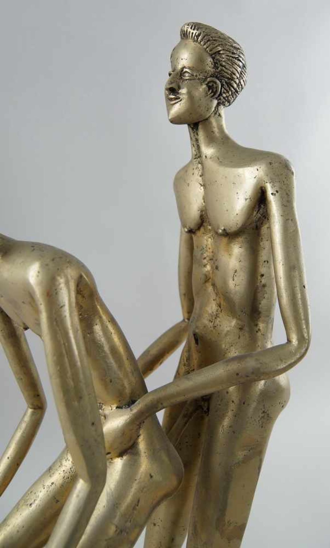 Männliches Paar beim Akt, Metall vergoldet, H 60 - Bild 2 aus 5