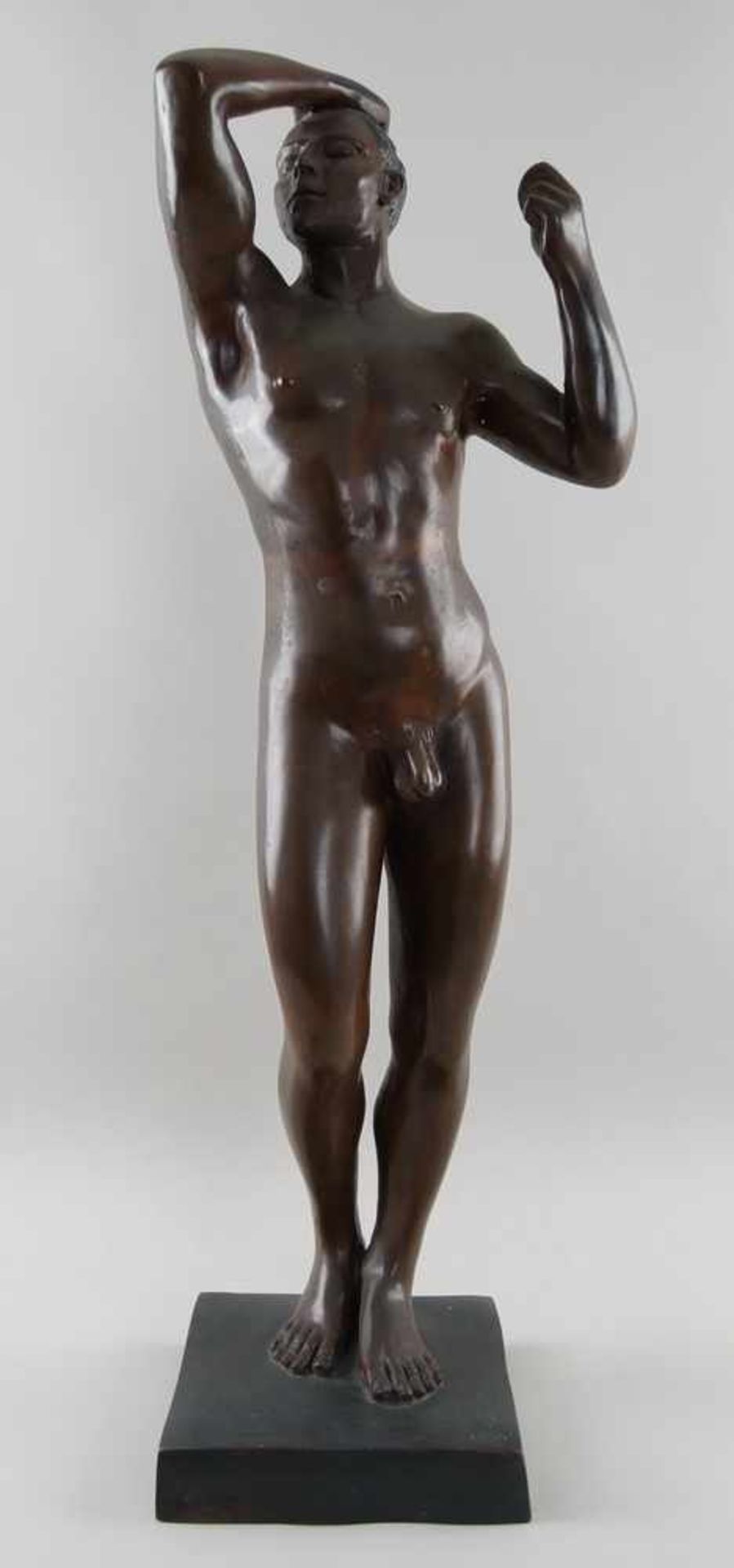 Stehender männllicher Akt, Bronze, H 86cm