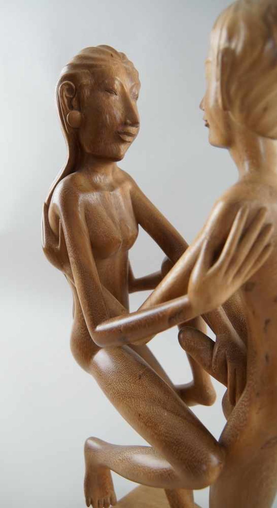 Paar / Erotische Akt Skulptur, Holz geschnitzt, in erotischer Pose, H 53 cm - Bild 6 aus 6