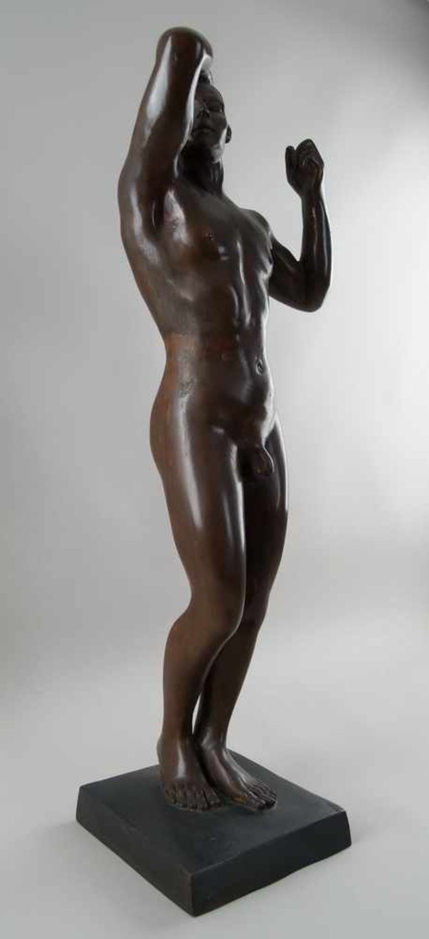 Stehender männllicher Akt, Bronze, H 86cm - Bild 4 aus 6