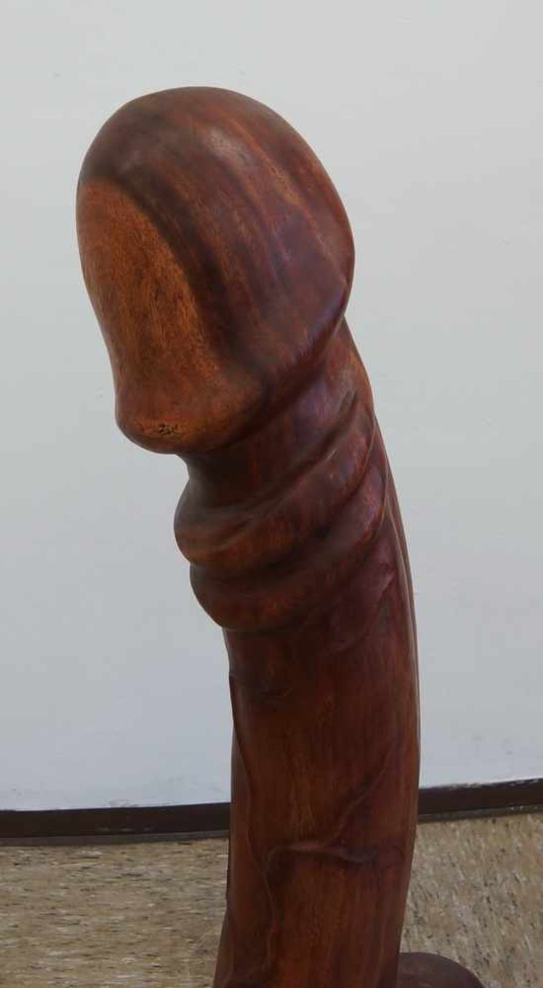 Grosser Phallus, Holz geschnitzt, H 98cm - Bild 2 aus 4