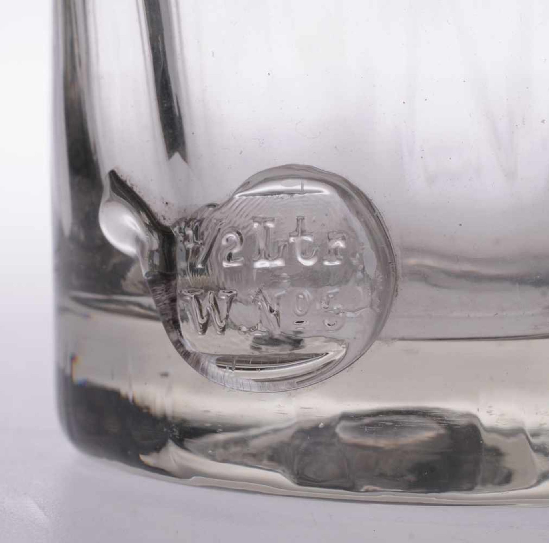 Wasserglas Farbloses Glas. Optisch gerippt formgeblasen. Zylindrischer Korpus. Geätzter - Bild 2 aus 2