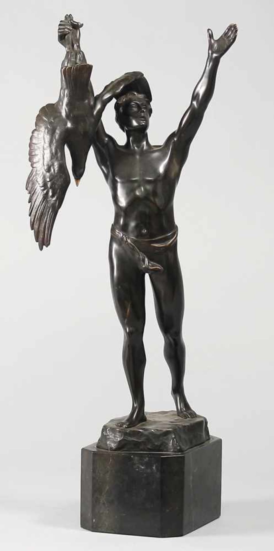 Schmidt-Felling, Julius Paul (Deutscher Bildhauer, 1835 - 1920) Bronze, patiniert. Auf oktogonalem - Bild 4 aus 9