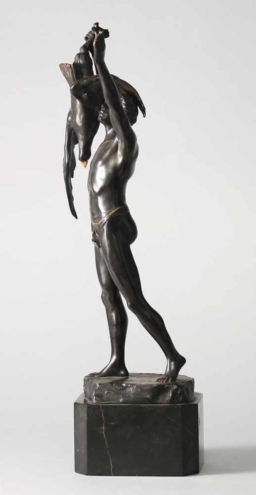 Schmidt-Felling, Julius Paul (Deutscher Bildhauer, 1835 - 1920) Bronze, patiniert. Auf oktogonalem - Bild 9 aus 9