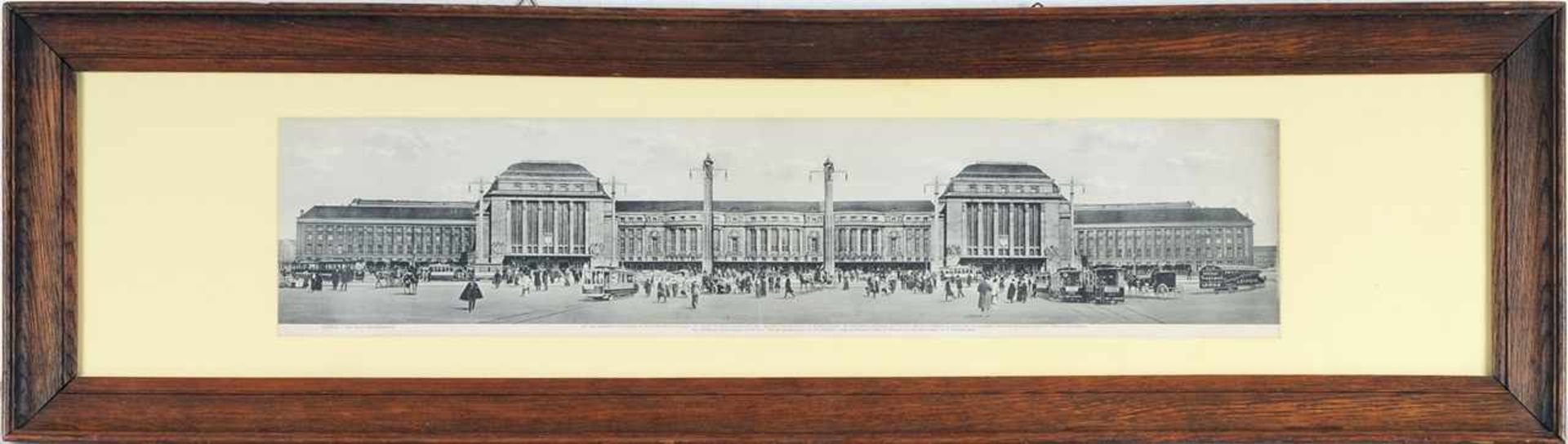 Historische Ansicht Leipziger Hauptbahnhof Druck nach einer Fotomontage. Frontaler Blick auf den