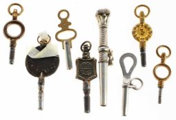 Konvolut Taschenuhren-Schlüssel 8-tlg. Versch. Materialien, Formen u. Dekore. In der Mehrzahl 19.