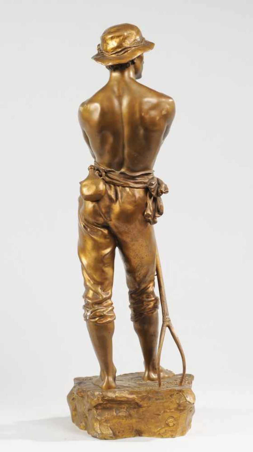 Lévy, Charles Octave nach(Paris 1820 - 1899) Bronze, patiniert. "Faneur". Auf felsartigem Sockel mit - Bild 3 aus 4